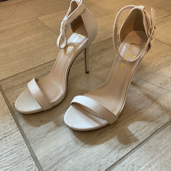 Ivory Single Strap Heels - NEW - Picture 4 of 6